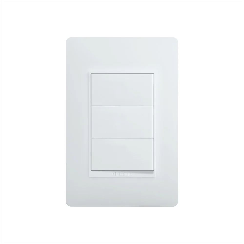 SW LUZICA TRIPLE 2 SENC+1 3V 15A PU5303